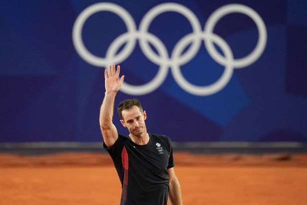 安迪·穆雷(Andy Murray)只需五个字就能总结他在网球生涯结束时的感受